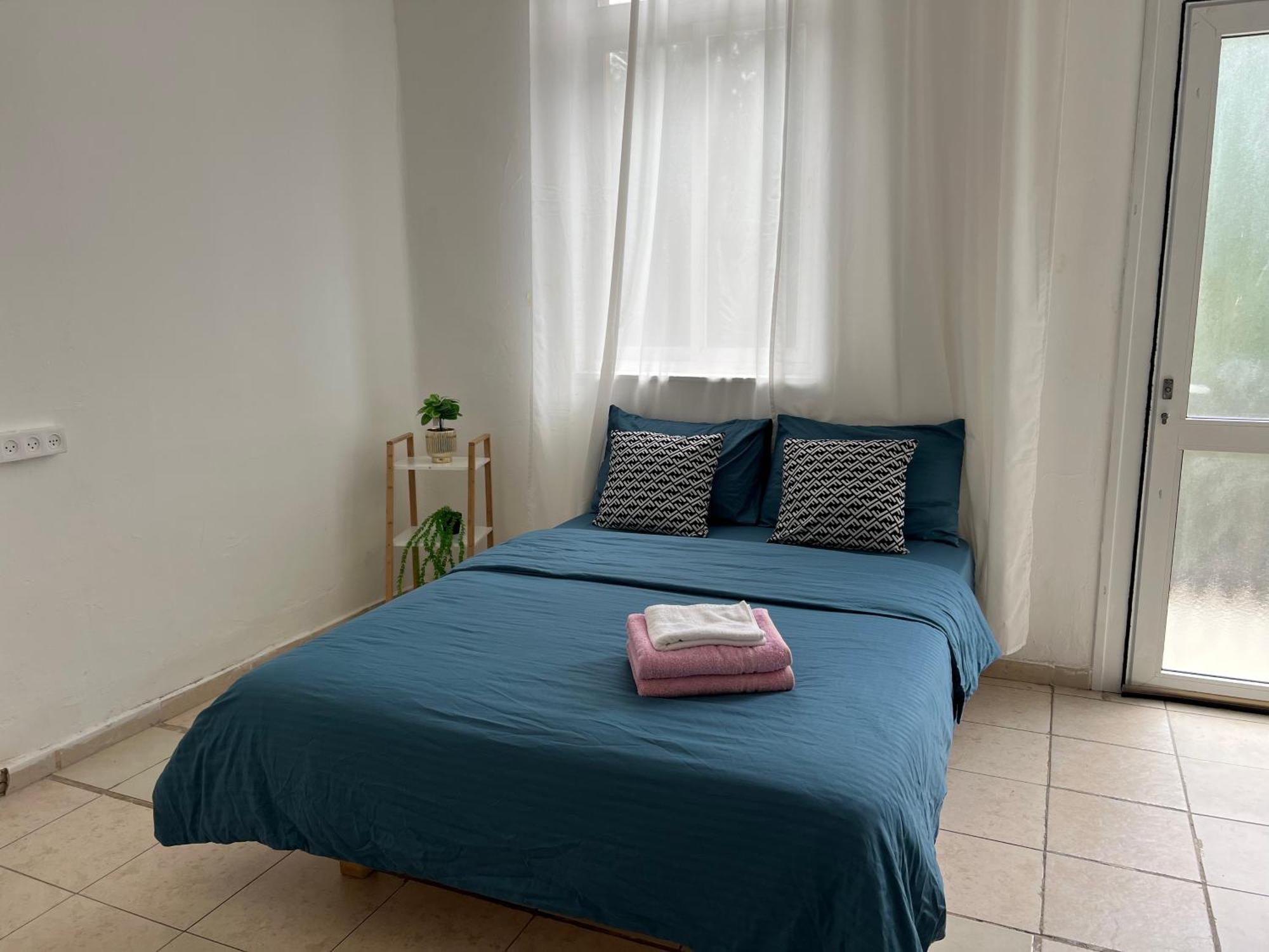Godson Down Town Hotel Haifa Bagian luar foto