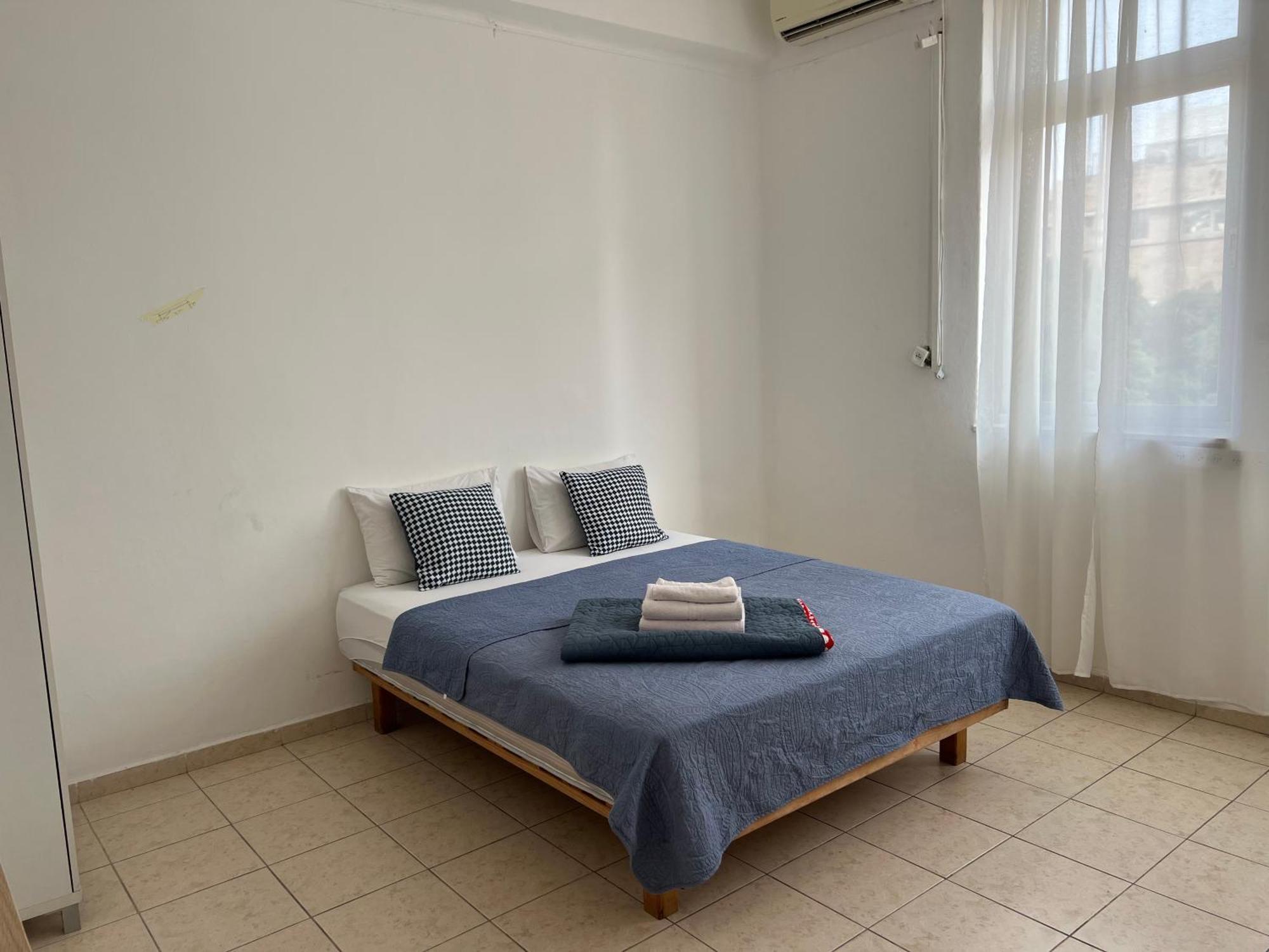 Godson Down Town Hotel Haifa Bagian luar foto