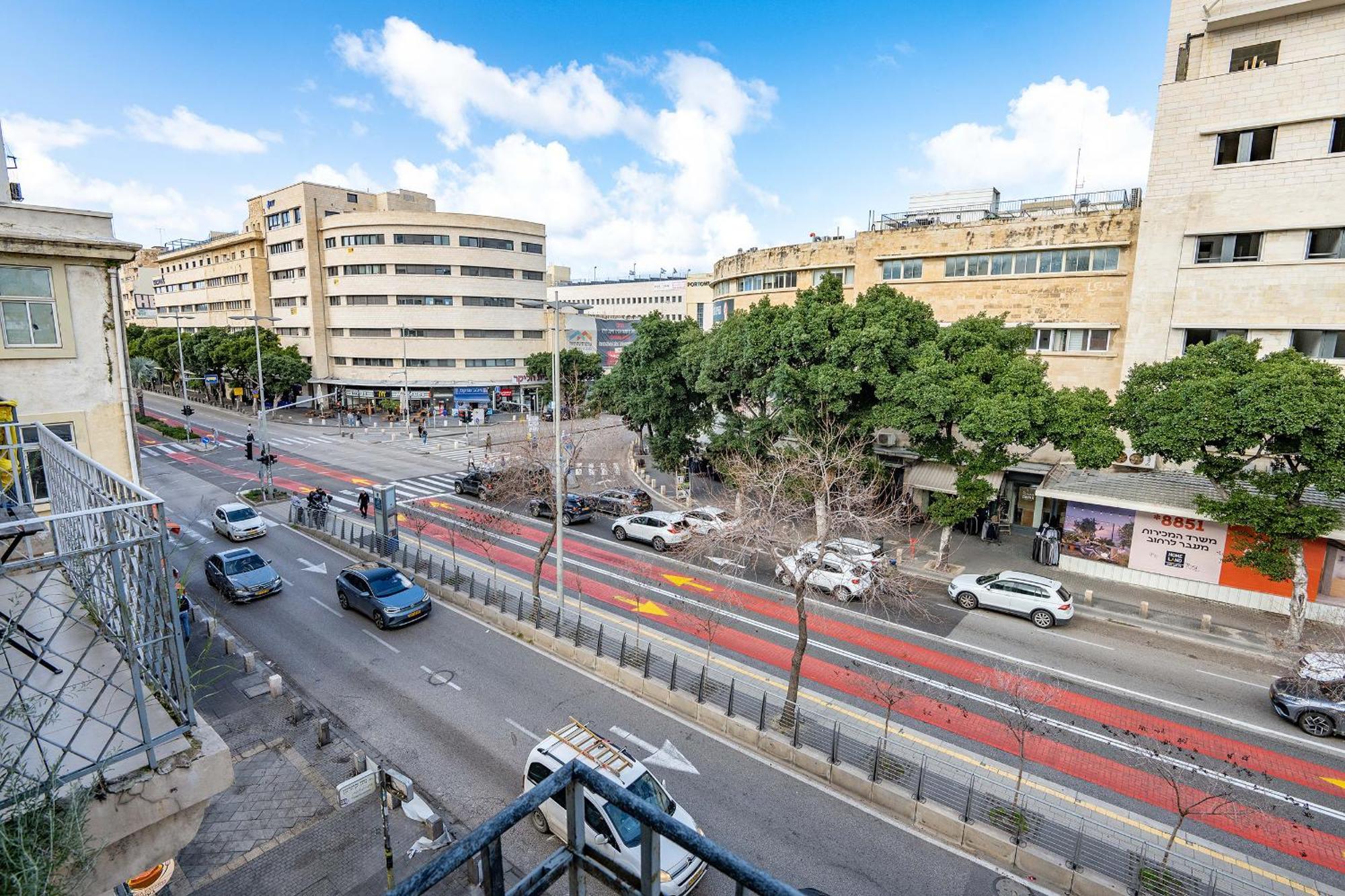Godson Down Town Hotel Haifa Bagian luar foto